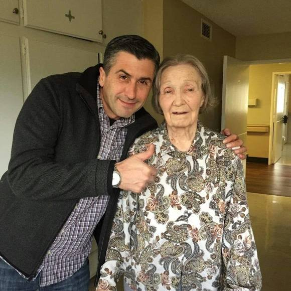 Meet your Posher, Dennis - Picture 1 of 1